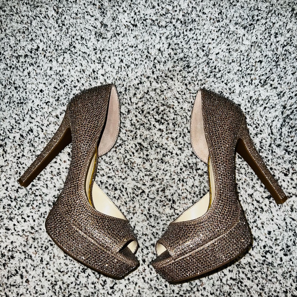 Jessica Simpson GLITZY heels